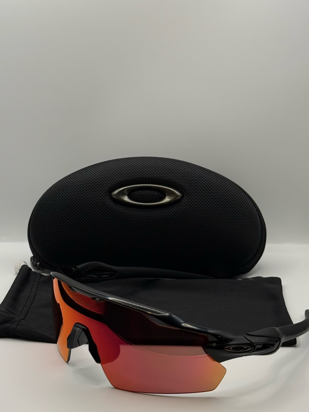 Oakley Radar EV Pitch 009211-1738